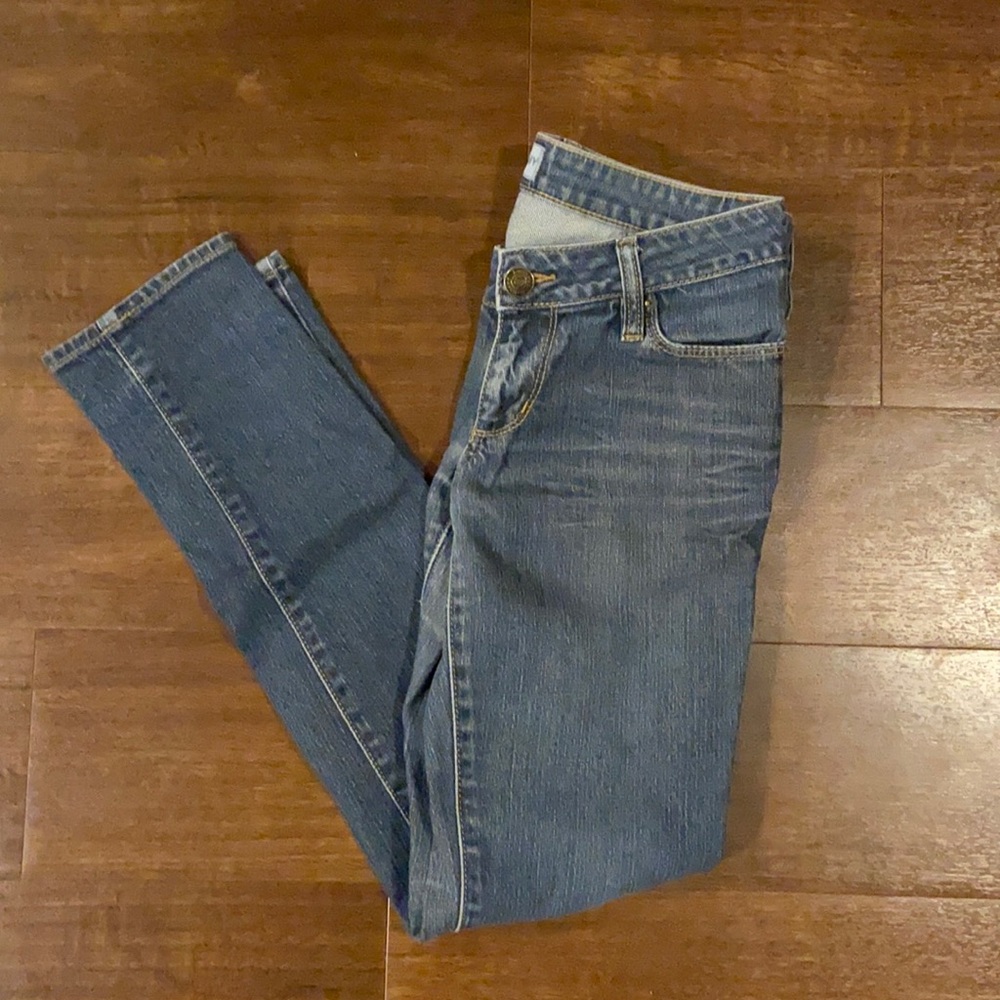 Bullhead Super Skinny Jeans